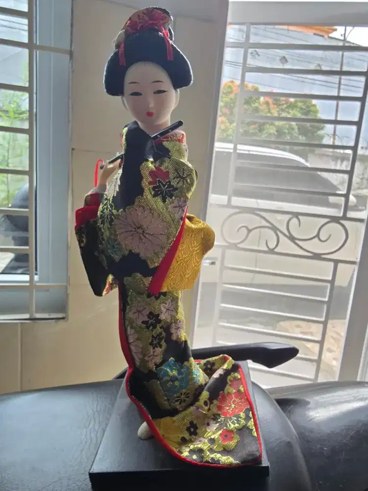Figure oshin kimono asli dr jepang