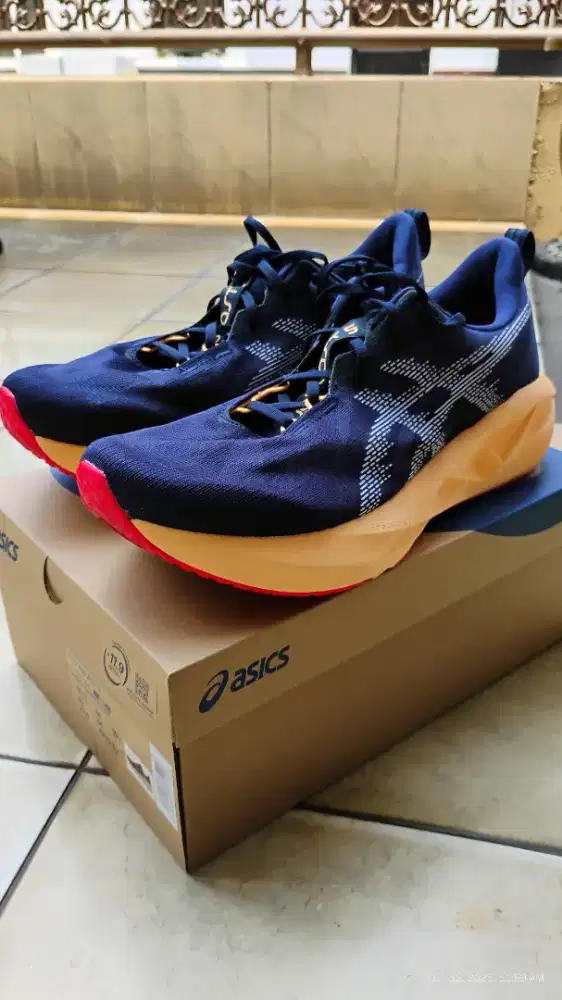Asics Novablast 5