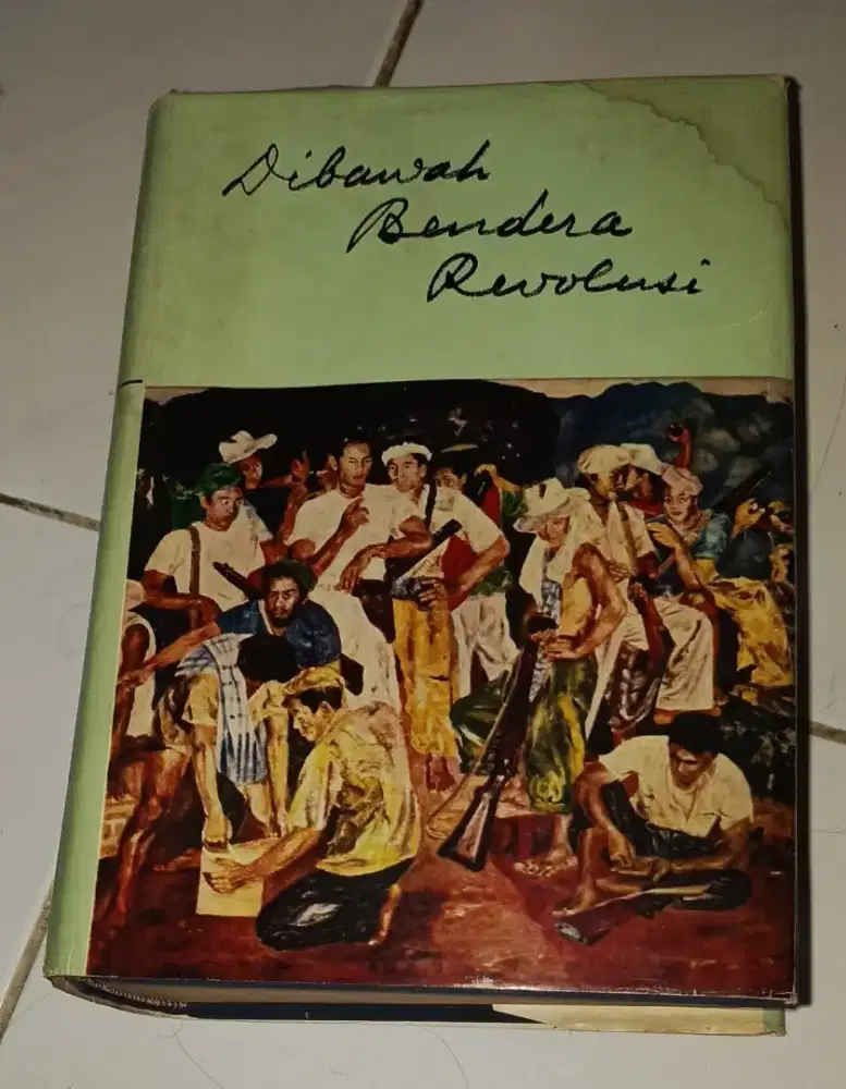 Dijual Buku Original  karya Ir. Sukarno Dibawah Bendera Revolusi