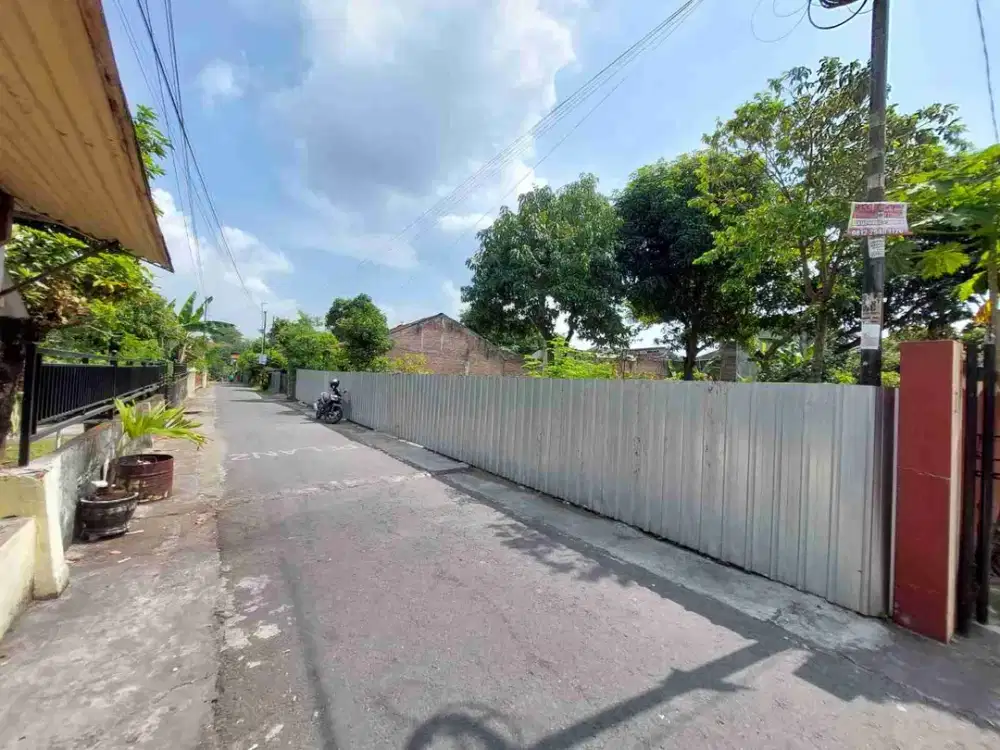 Tanah strategis pinggir aspal kawasan Sorowajan Baru dekat Amplaz mall dan kampus UIN