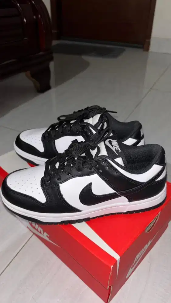 Nike Dunk Low Panda
