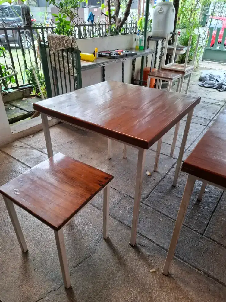 Meja Kursi Cafe Restaurant