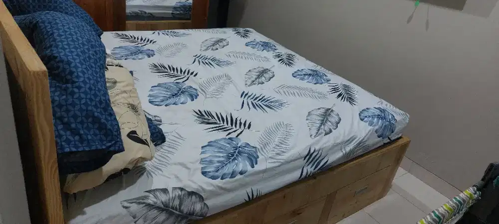 Kasur Inthebox/in the box uk. 180cm x 200cm x 30cm