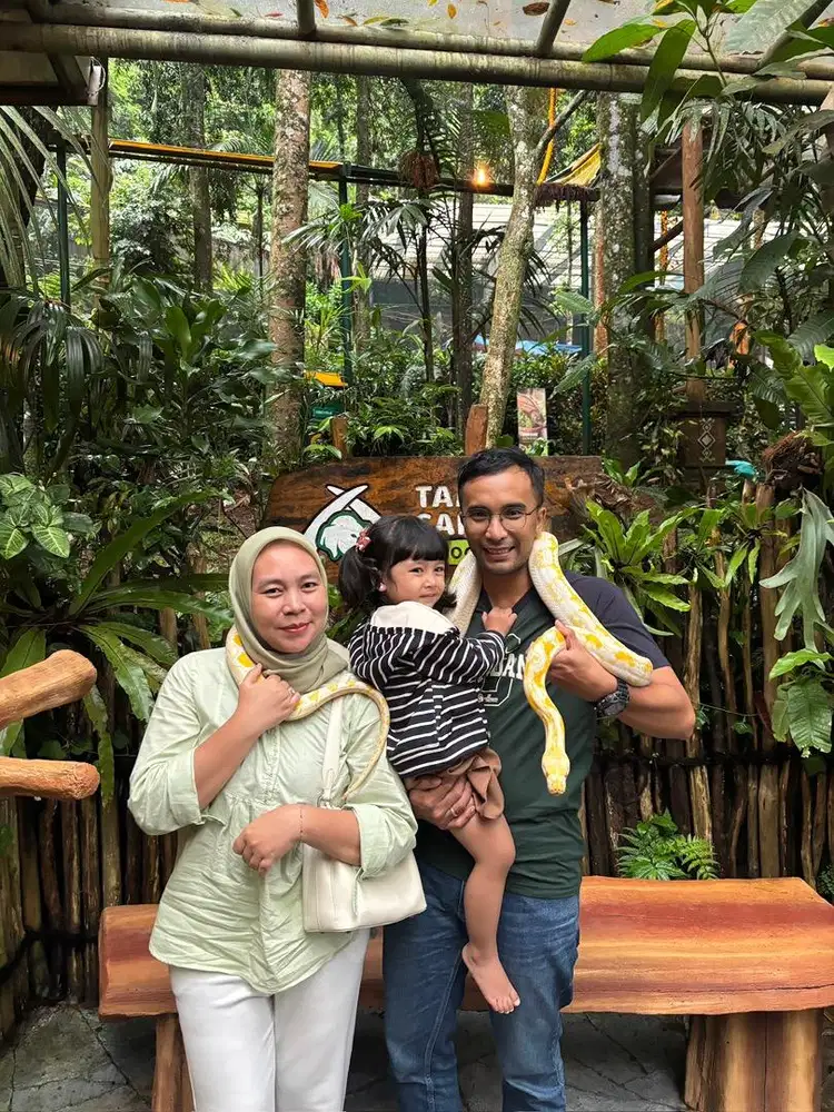 Dibutuhkan ART + Pengasuh