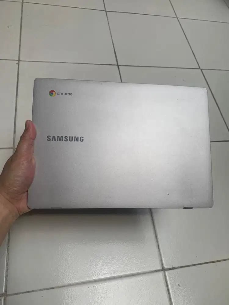 Samsung Chromebook 4 Bekas