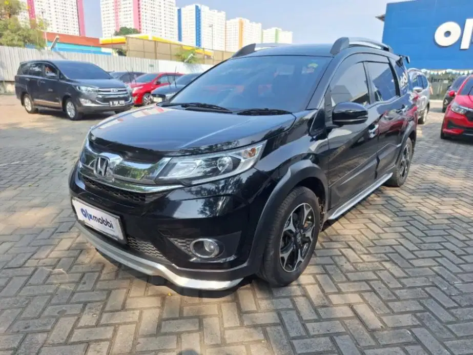 LOW DP Honda BR-V 1.5 E Prestige Bensin-AT 2017 SZJ