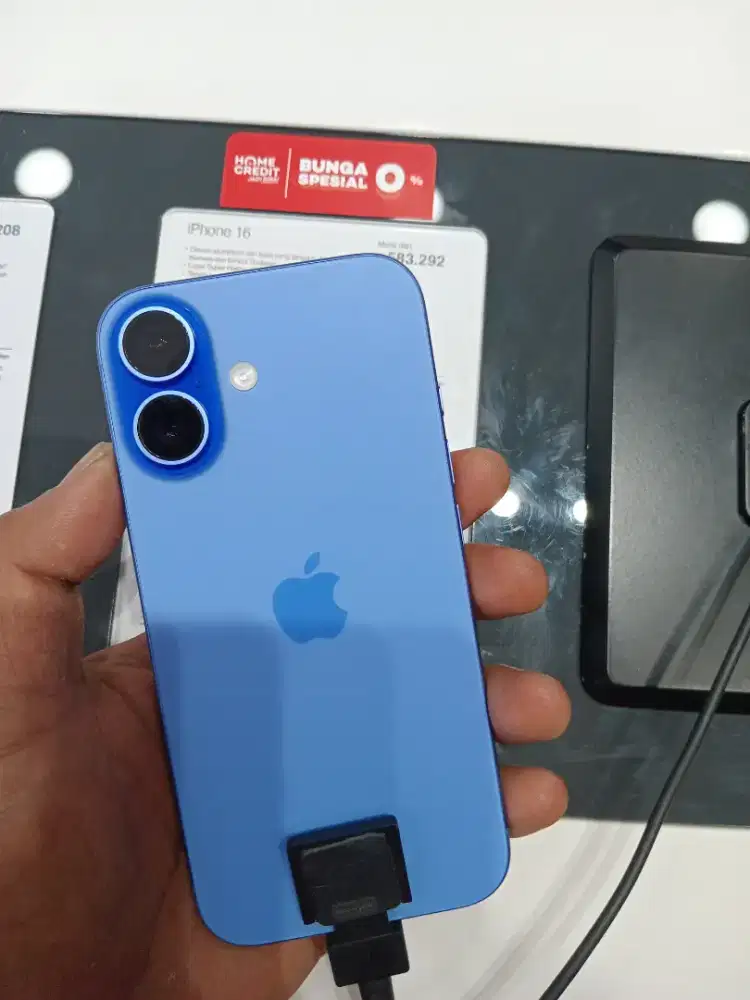 Kredit Iphone 16 basic promo bunga 0% syarat cuma ktp