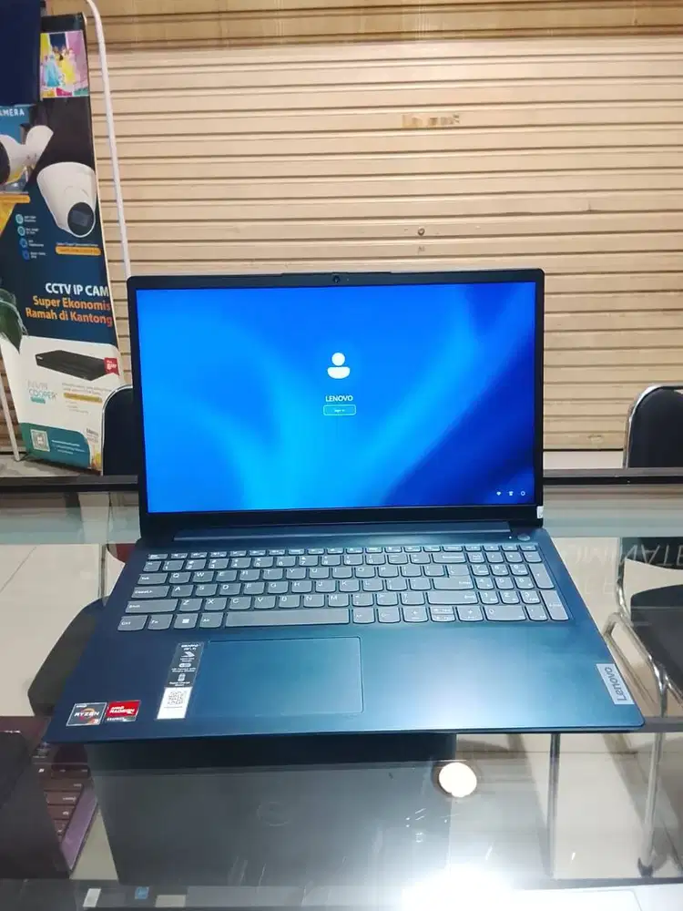 Lenovo Ideapad Slim 1 15AMN7 Ryzen 7320U RAM 8GB SSD 256GB M2 NVMe