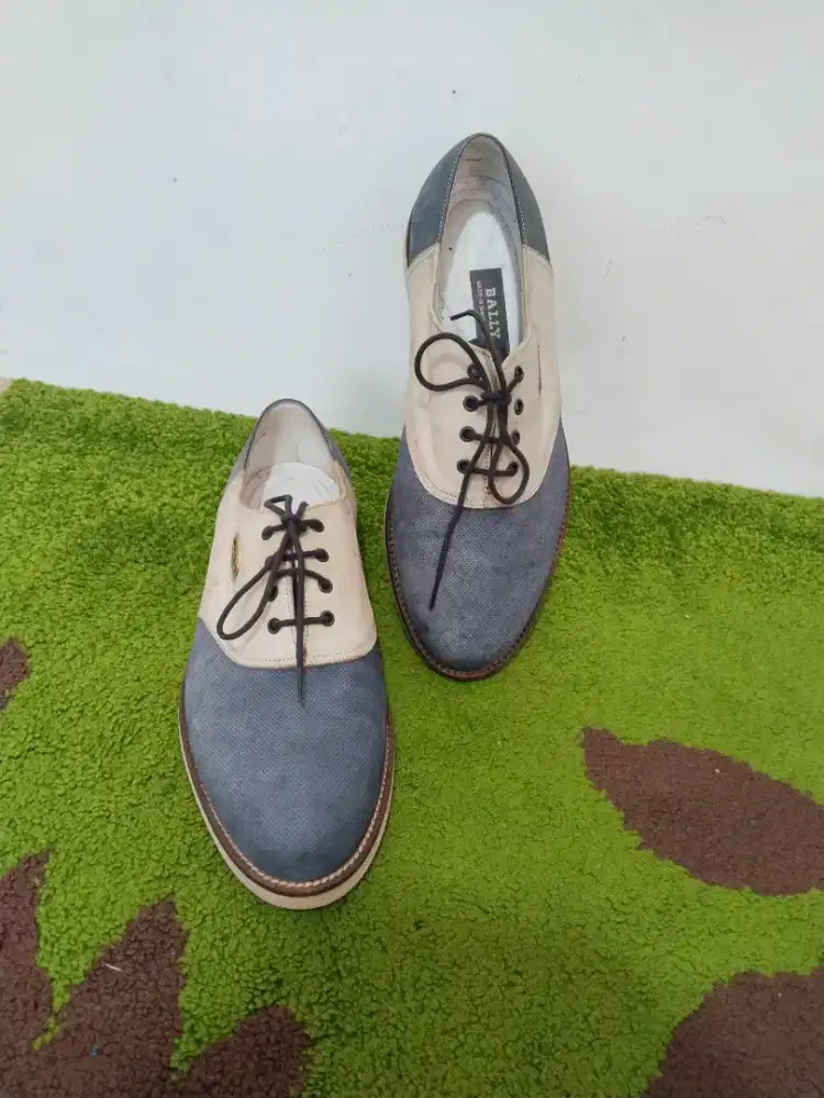 Sepatu bally ukuran 6E (39)