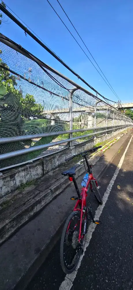 Sepeda lipat Tern D9 Merah