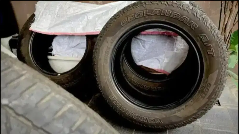 YOKOHAMA GEOLANDAR AT 265 60 R18