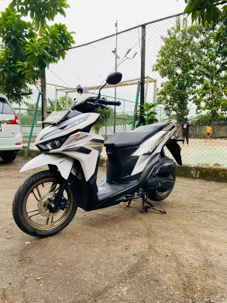 Honda Vario 125 Keyless ISS CBS th 2023 plat Bdki Gresss