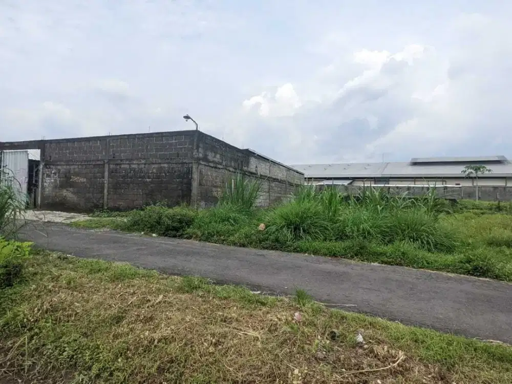 TANAH HOOK dekat Pasar rejodani palagan COCOK HUNIAN dan VILLA