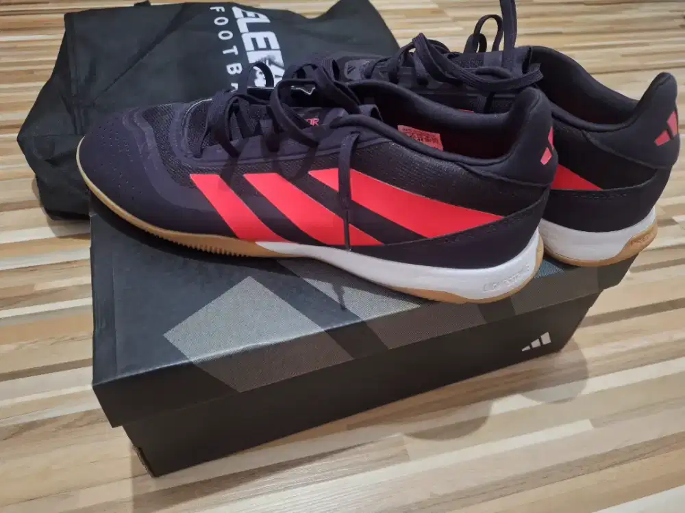 SEPATU FUTSAL ADIDAS PREDATOR