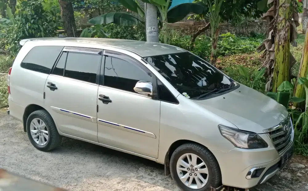 Jual Innova Solar/Diesel 2011