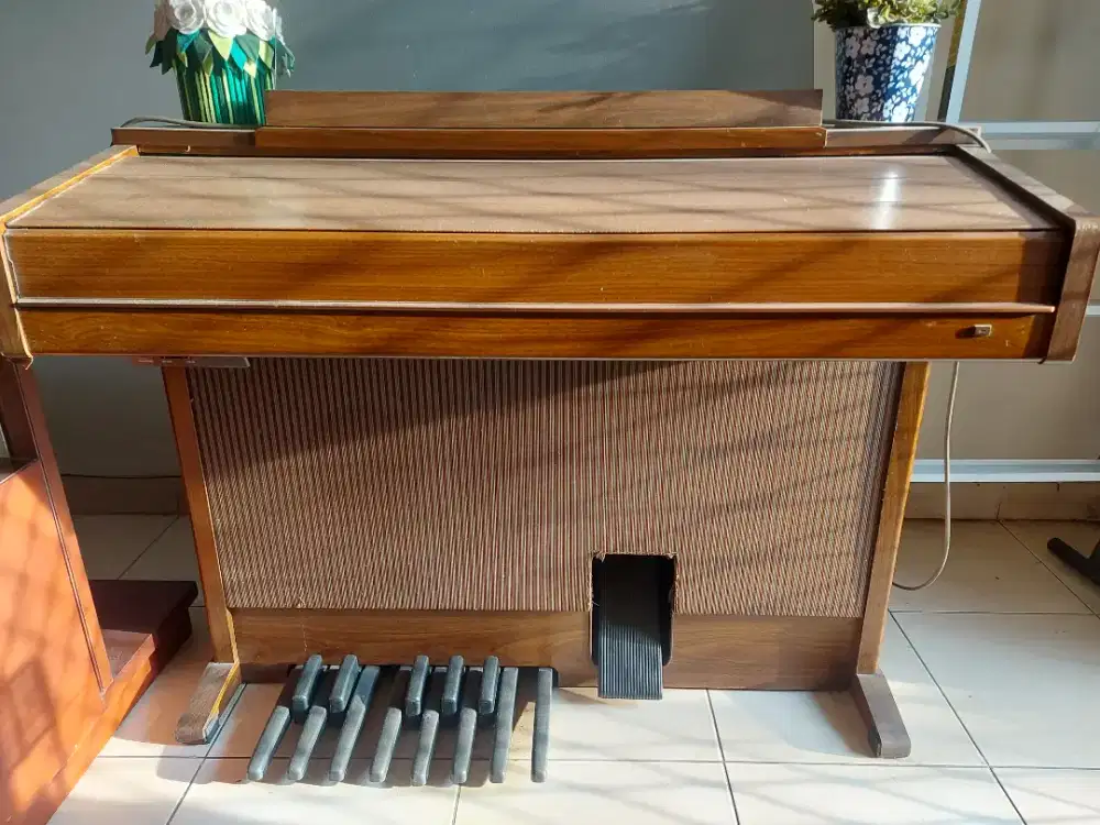 Organ Yamaha bekas mati