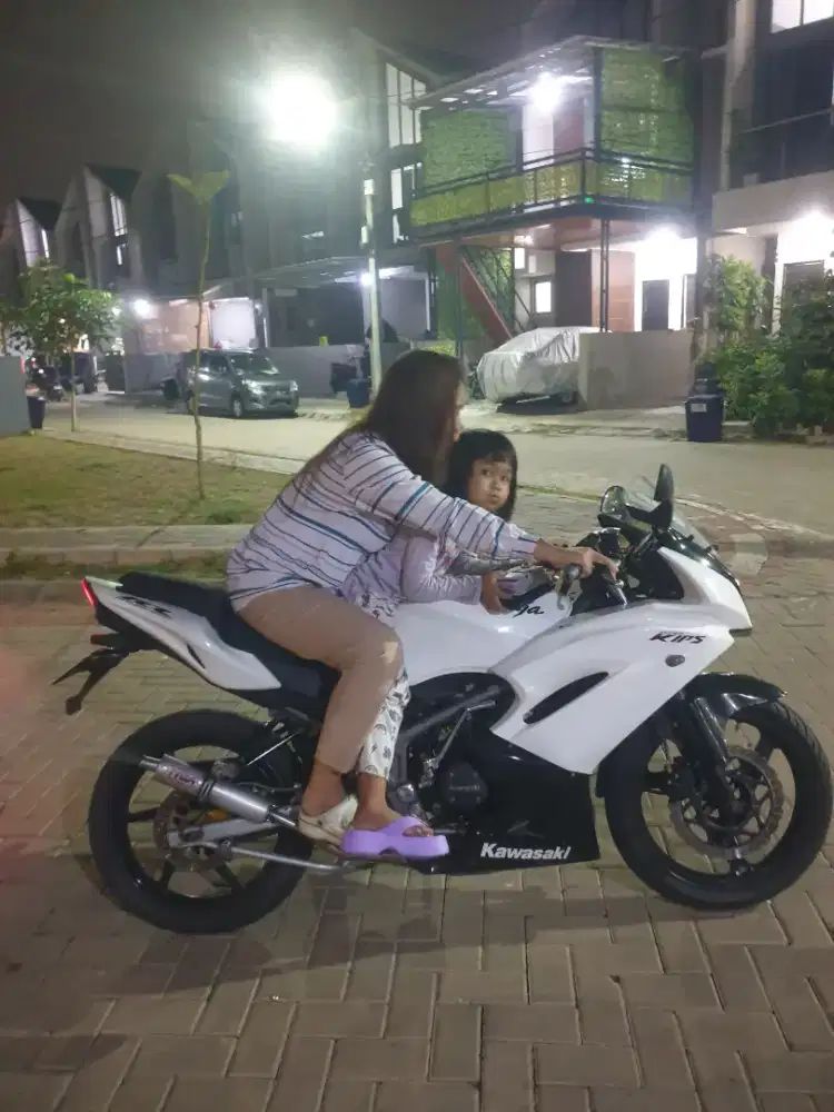 Ninja RR 2012 Rumahan masih ting ting