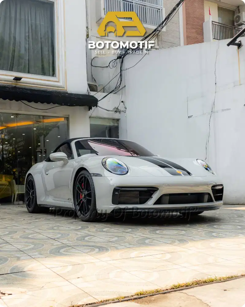 Porsche 911 Carrera 4 GTS (992.1) Convertible 2023 Crayon