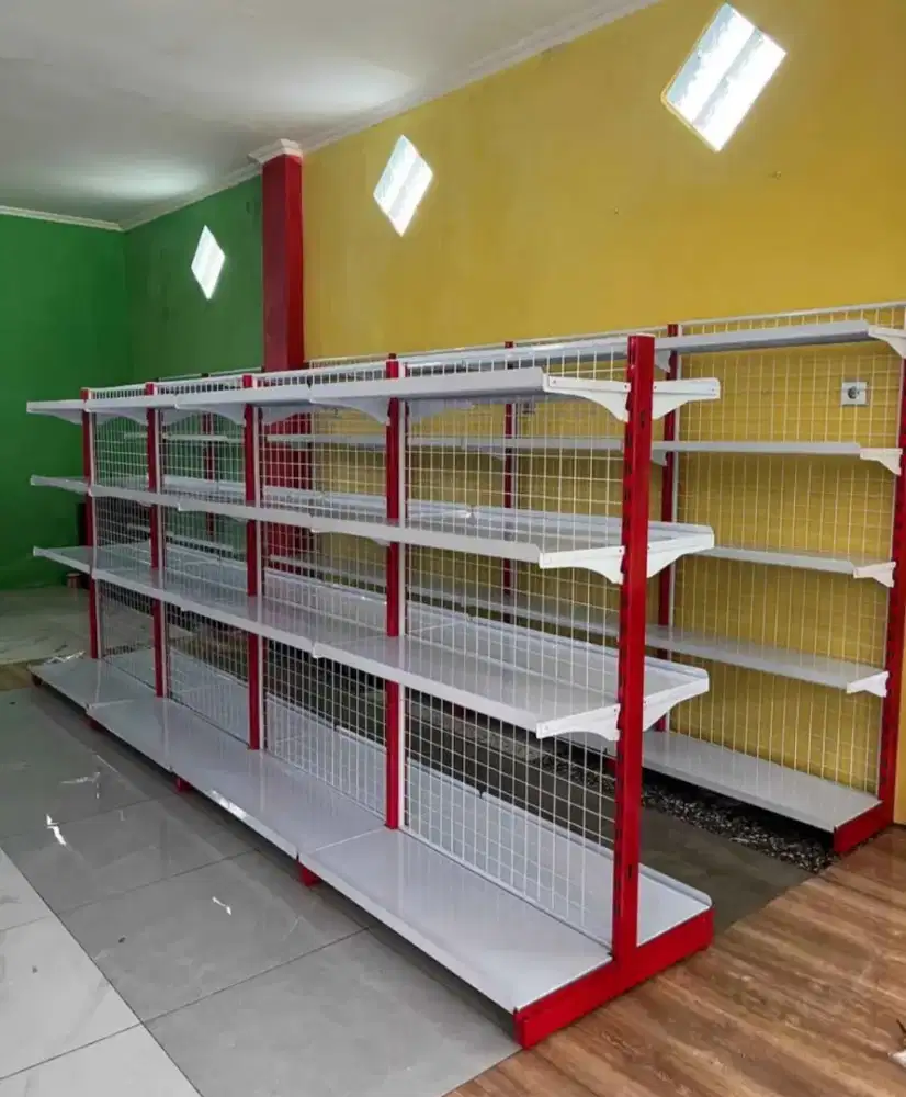 Rak gondola cod di tempat