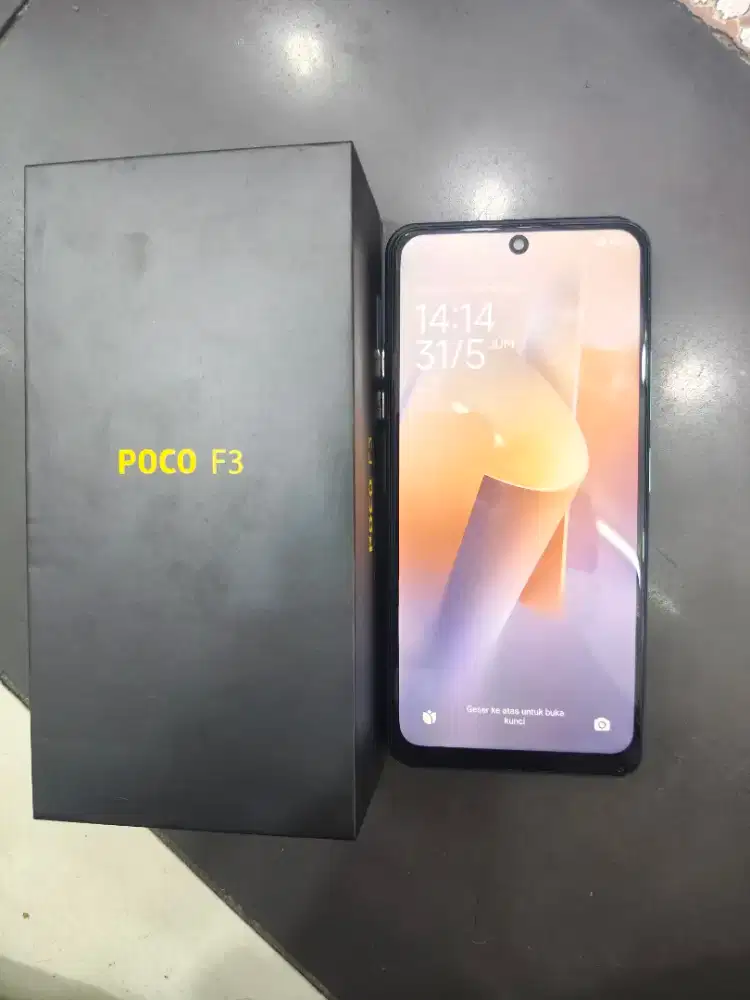 Poco F3 8+8/256gb fullset minus lcd gantian sekebih nya aman