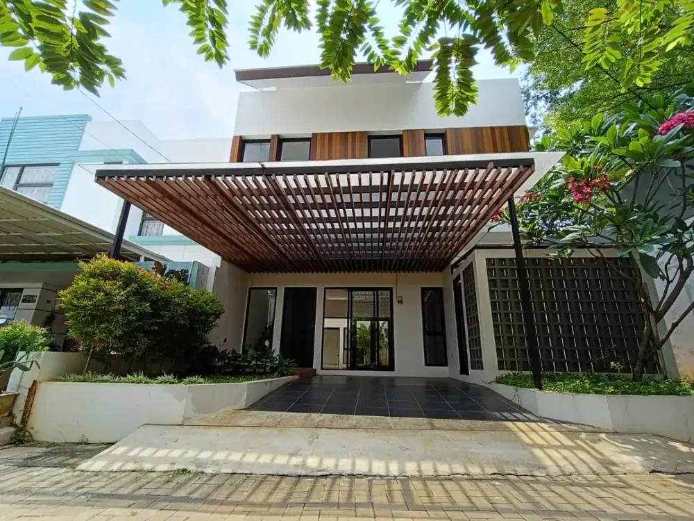 Rumah Sangat Cantik Siap Huni Dalam Cluster mungil Tidak Banjir Lho di Pesanggrahan - Jakarta Selatan