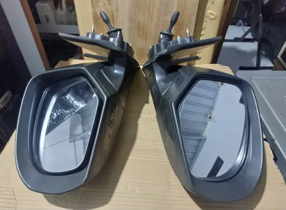 Spion set Suzuki ERTIGA Tipe GA 2012-2015 /original SGP/copotan bawaan