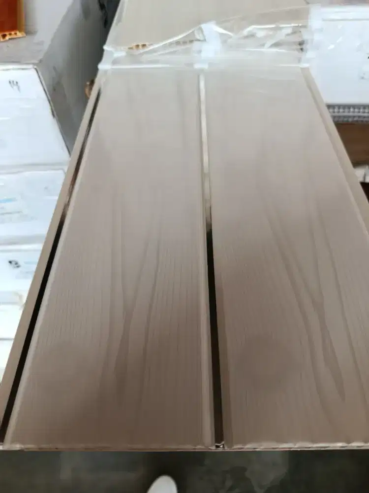 PLAFON PVC MENERIMA ANTAR BAHAN & TERPASANG