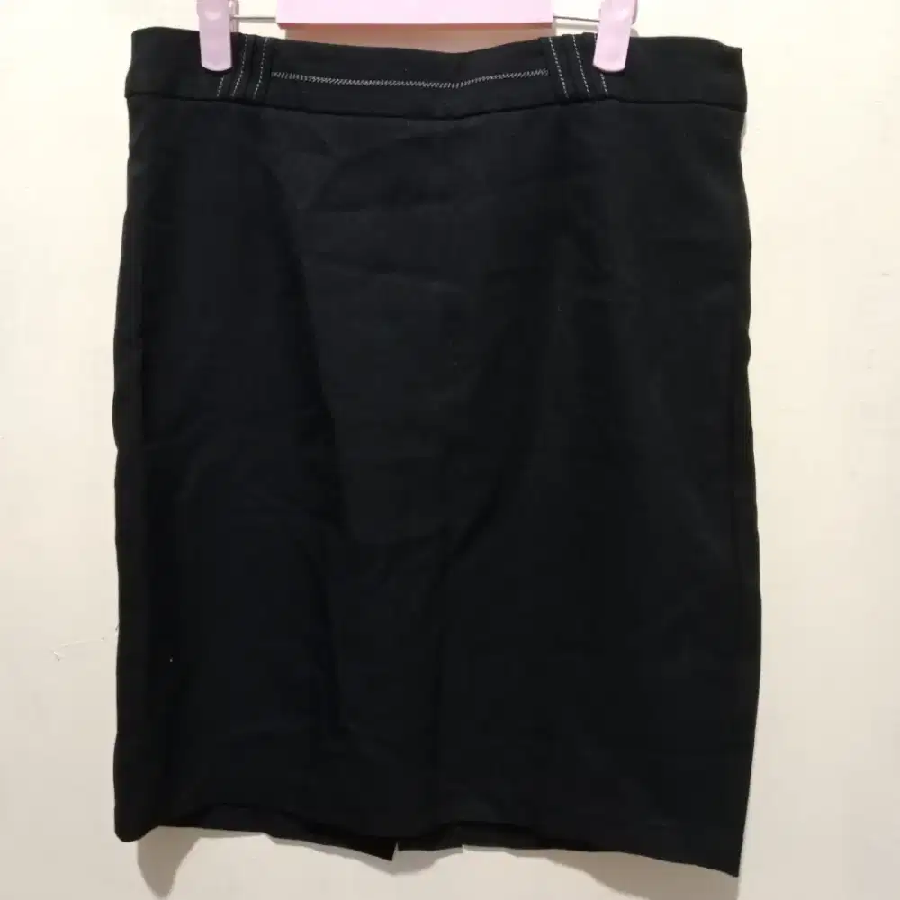 Abigail Calista Black Skirt Rok Hitam Rok Kerja Span 4L