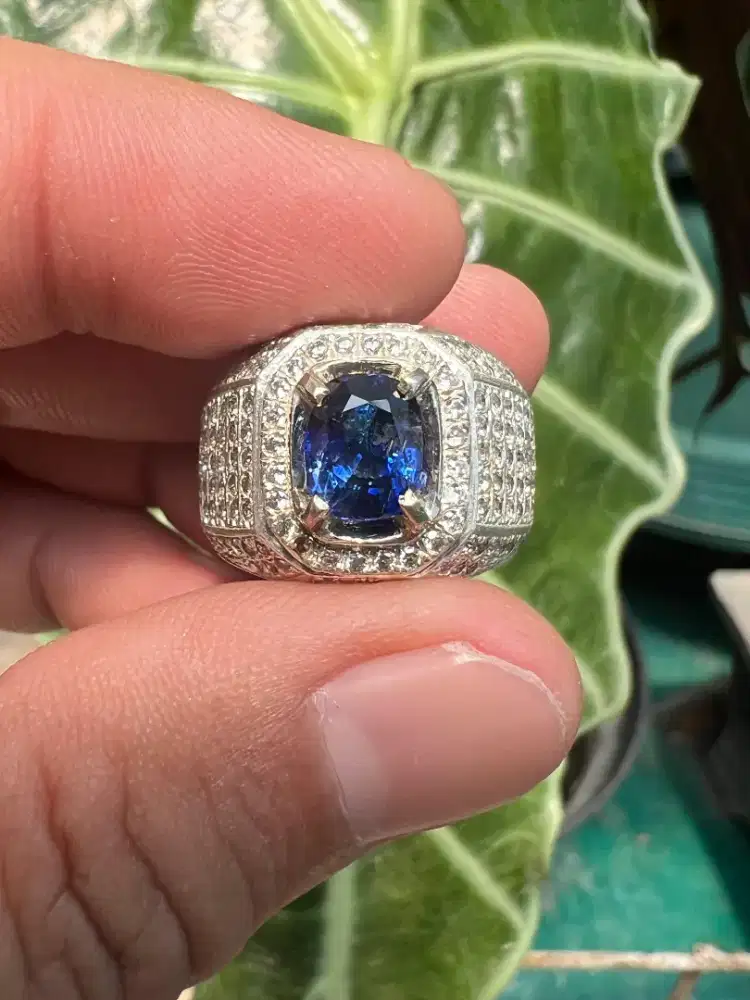 Blue safir srilanka no heat memo GRI warna nyala siang malam langka