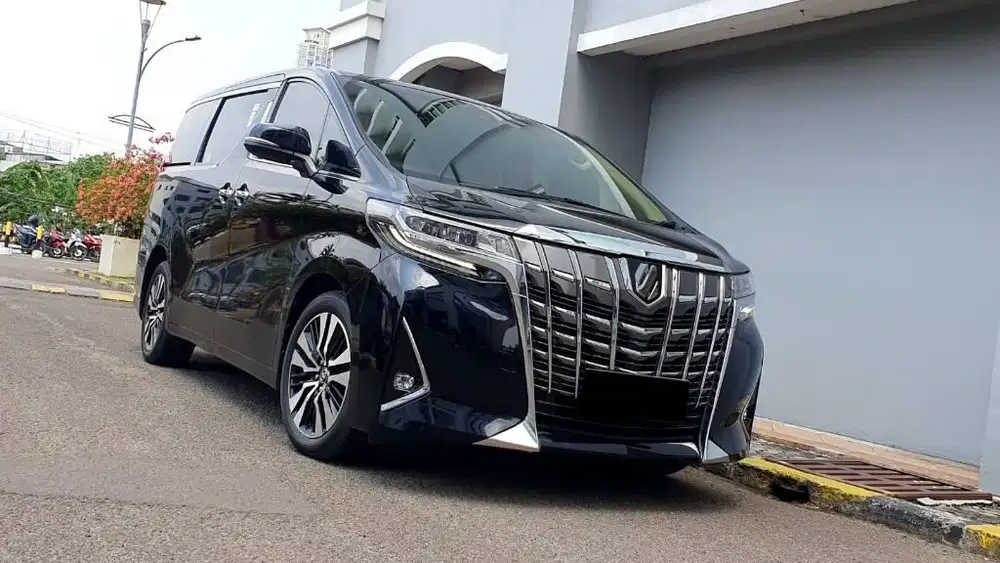 Toyota Alphard 2.5 G ATPM Tss Pilot Seat AT 2021 Hitam Low Km