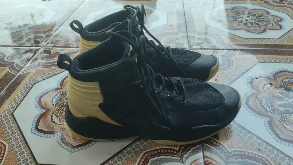 Sepatu baller bro second