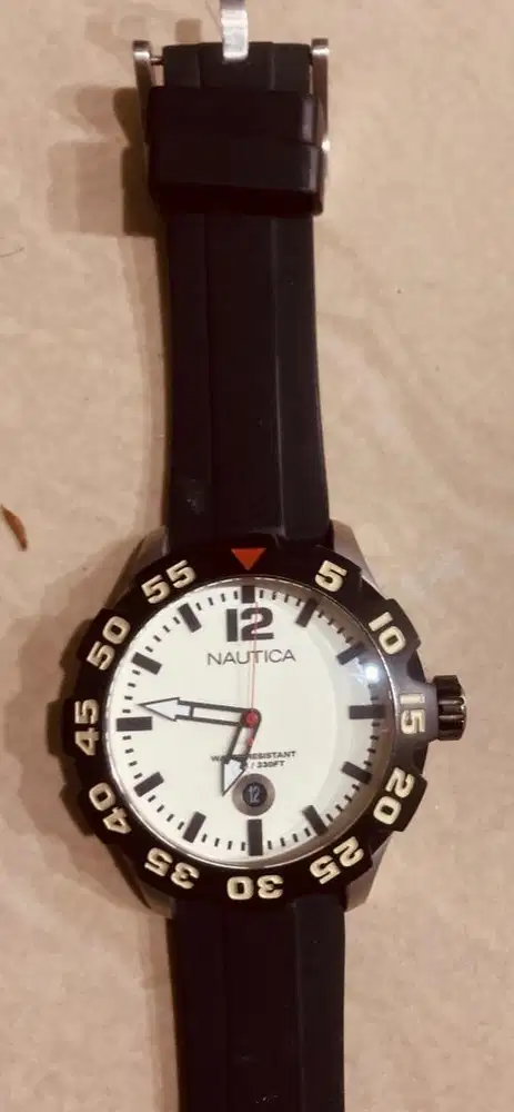 Jam tangan pria “NAUTICA A21514”