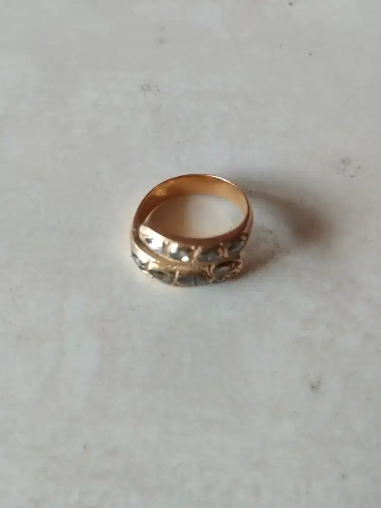 Cincin emas ular batu intan permata