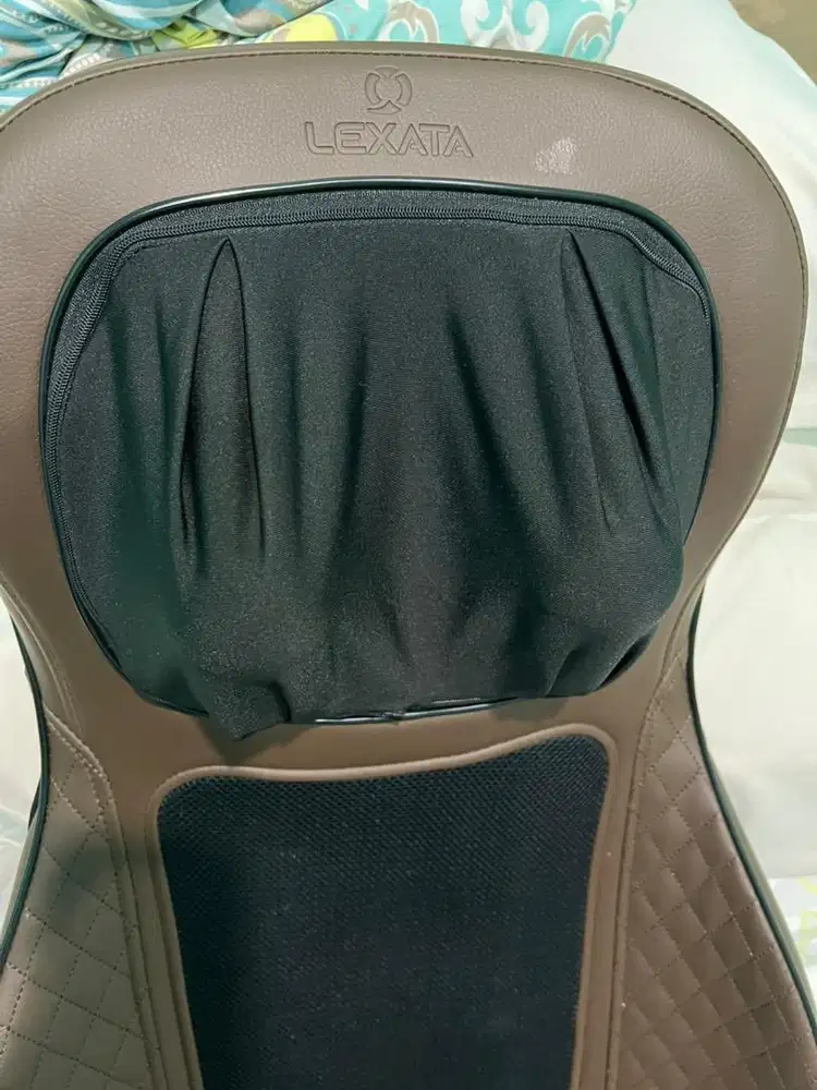 Kursi Pijat Lexata Bekas – Nyaman, Fitur 3D Shiatsu & Remote Control