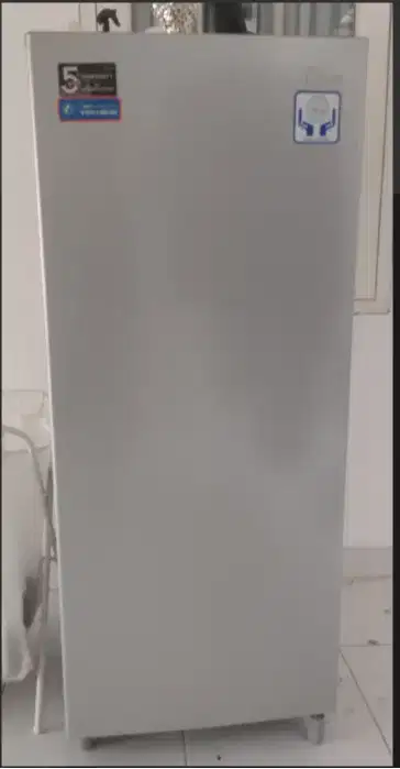 Kulkas minimalis satu pintu