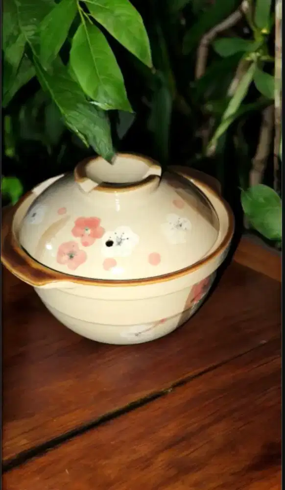 Mangkok Hotpot Keramik EX Hotel and Restaurant