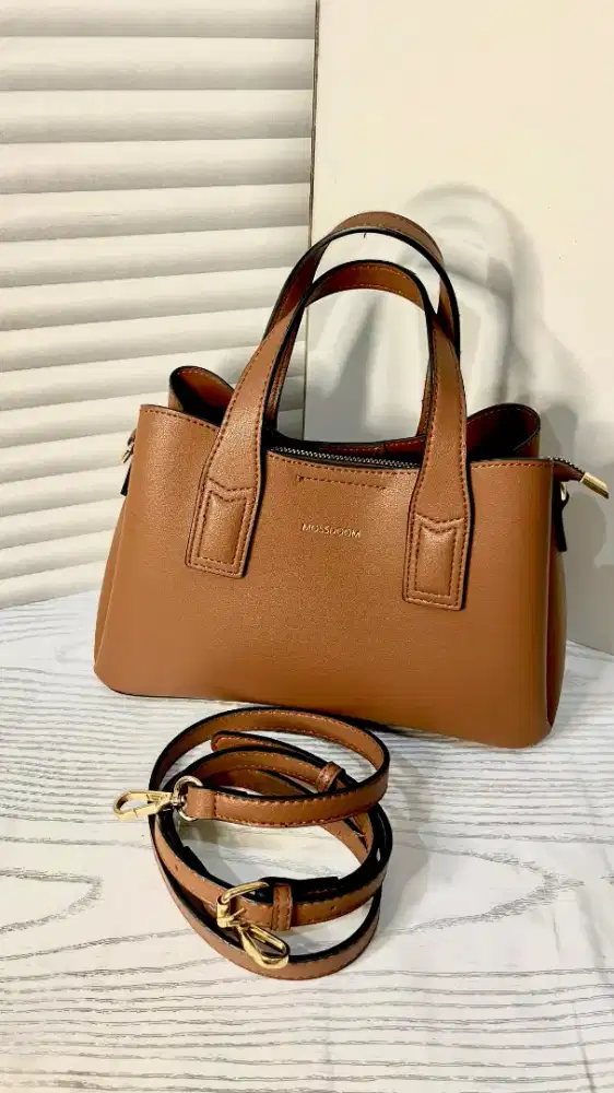 Tas selempang wanita, handle bag