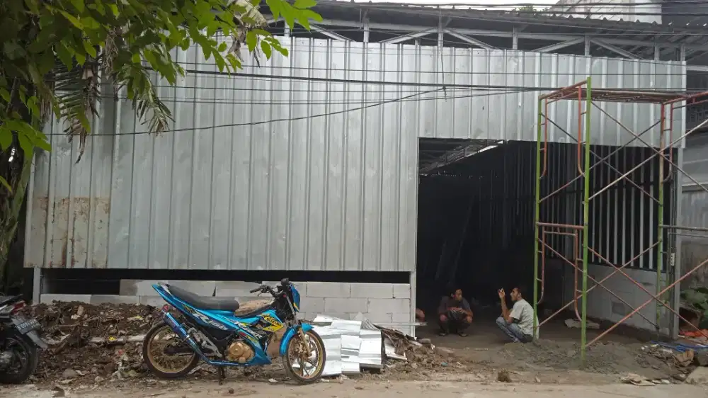 Baja ringan untuk pembuatan gudang