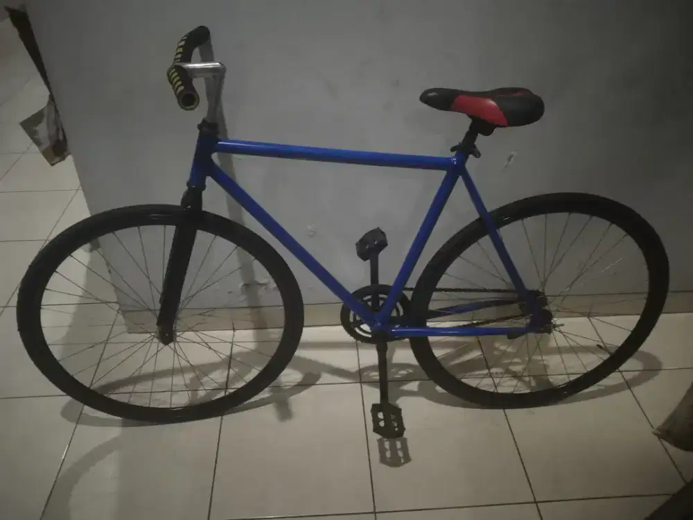 SEPEDA FIXIE, BEKAS, JARANG DIPAKAI