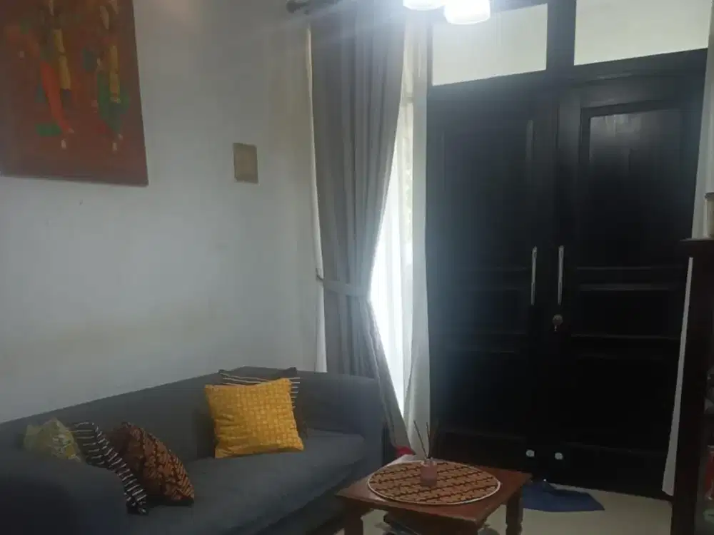 Rumah 2 lantai siap huni di Bintaro sektor 3A