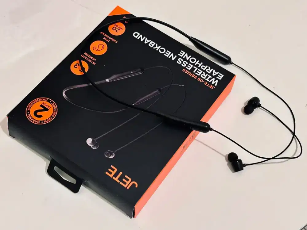 Earphone untuk running JETE
