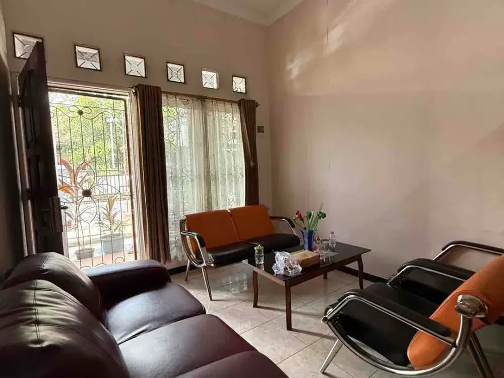 MURAH Dijual Rumah Tingkat Pondok Jati dkt Pondok Mutiara Tengah Kota