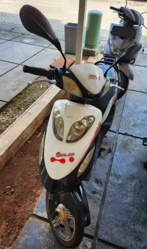 Sepeda Listrik Selis
