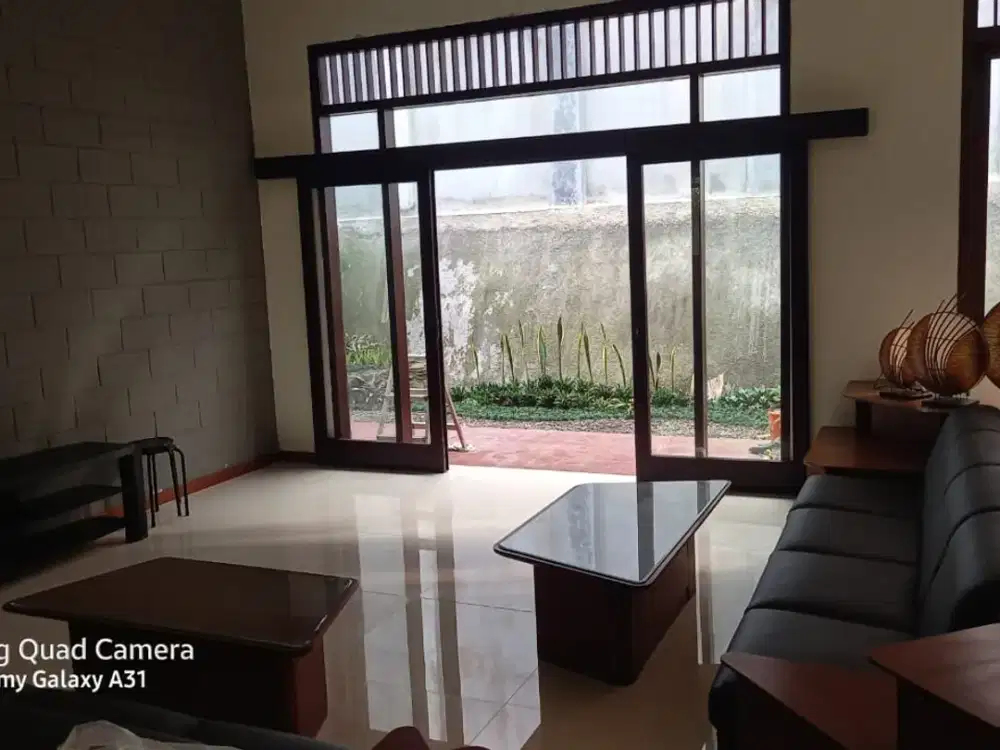 Rumah Siap Huni Strategis di Setrasari Dekat Tol Pasteur