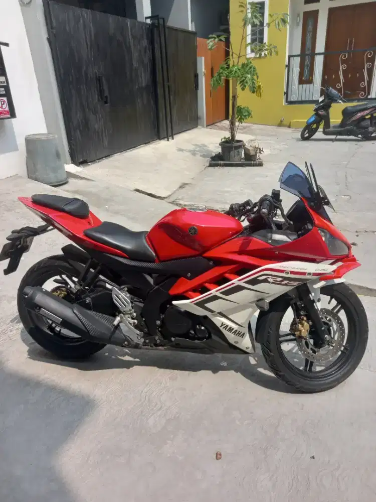 Yamaha R 15 v2 Bu 2015
