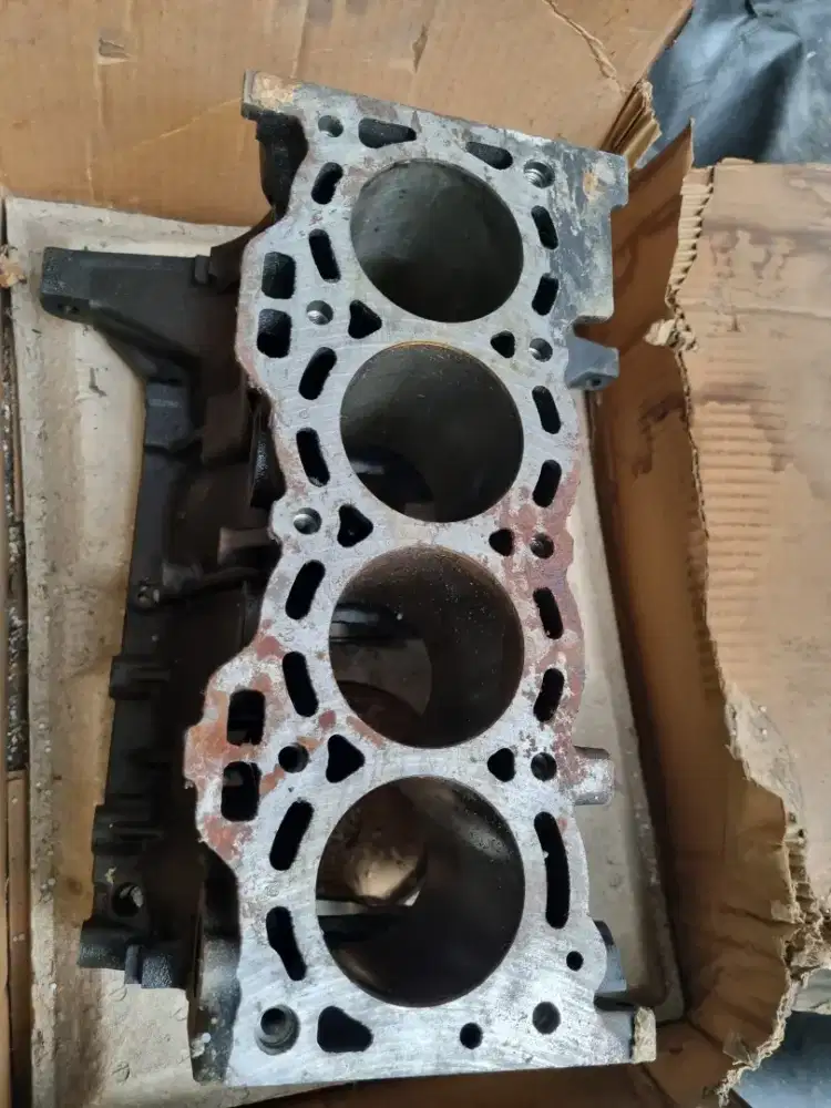 MESIN BLOK TOYOTA STARLET 1E 1000cc ORGINAL MADE IN JAPAN KONDISI BARU