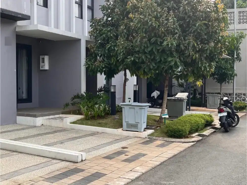 Dijual rumah di summarecon serpong luas 60 cluster Baroni