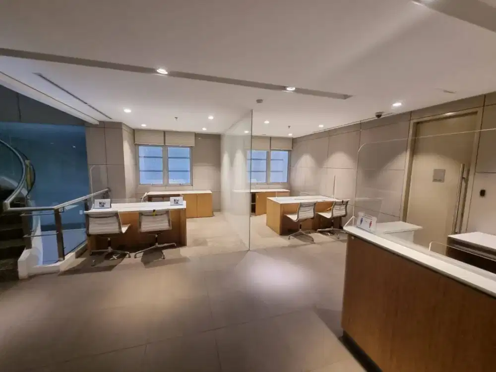 Dijual Cepat Gedung Atau Ruko Gandeng 3 Lantai Ex Bank Di Kelapa Gading Jakarta Utara