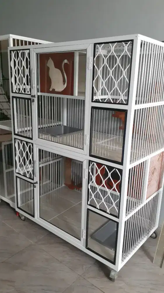 Kandang kucing sultan