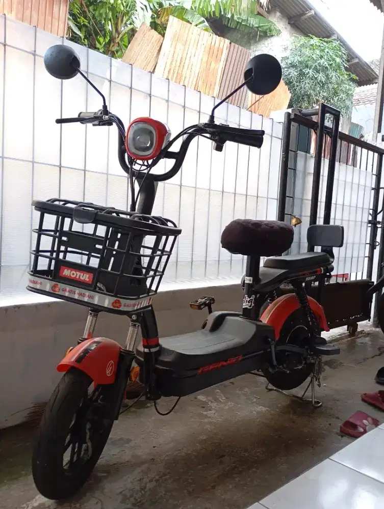 Sepeda listrik genio orby 1.1